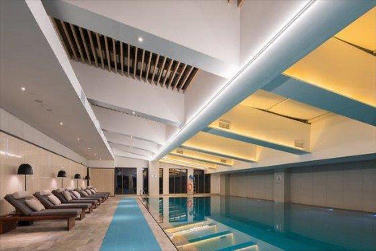 Holiday Inn & Suites Tianjin Downtown By Ihg,Tianjin Drum Tower,Joycity Shopping Mall,Tianjin Ancient Cultural Street,Haihe River,The Porcelain House,Convenient Access To Tianjin Binhai International Airport Екстериор снимка