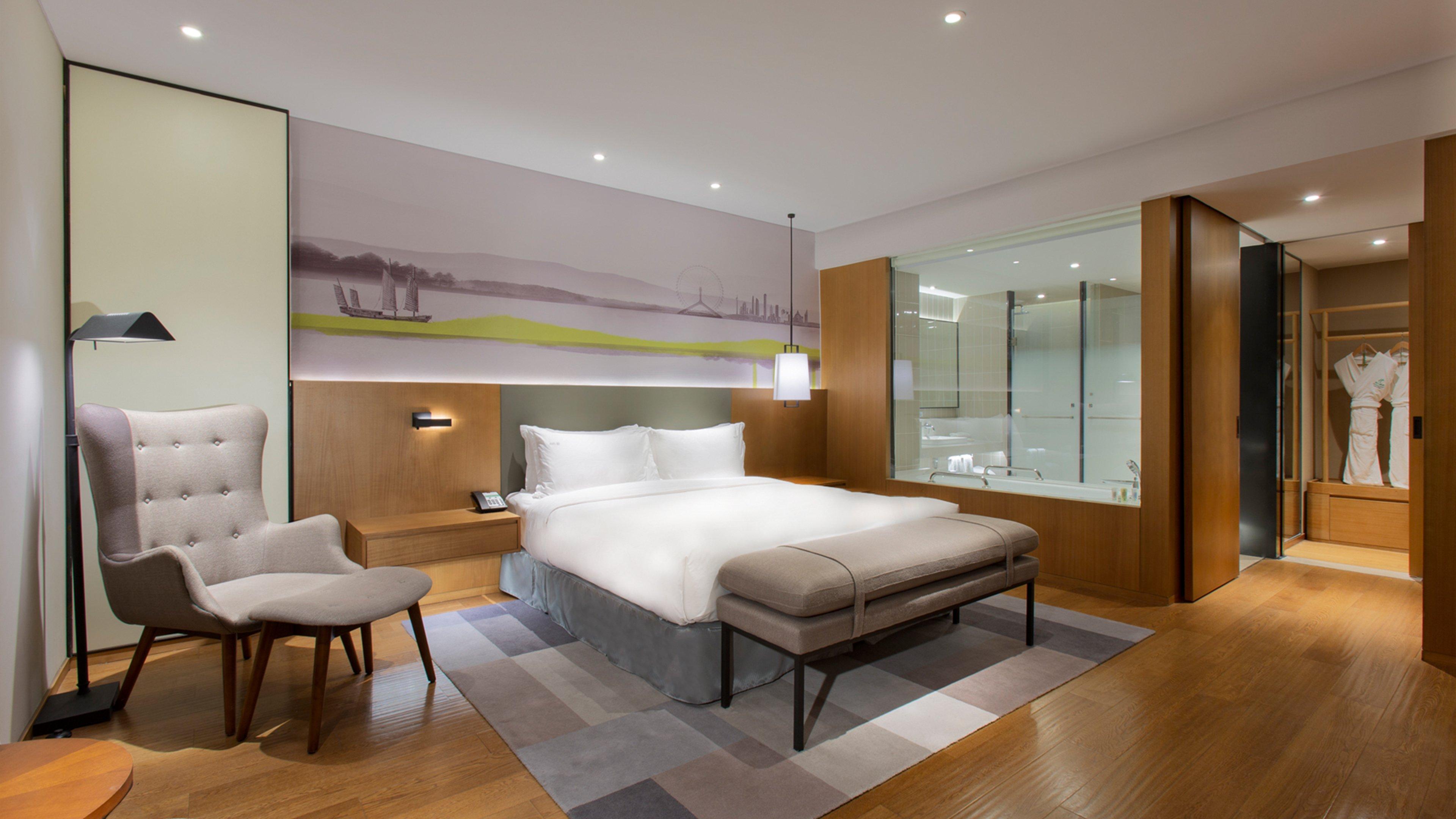 Holiday Inn & Suites Tianjin Downtown By Ihg,Tianjin Drum Tower,Joycity Shopping Mall,Tianjin Ancient Cultural Street,Haihe River,The Porcelain House,Convenient Access To Tianjin Binhai International Airport Екстериор снимка