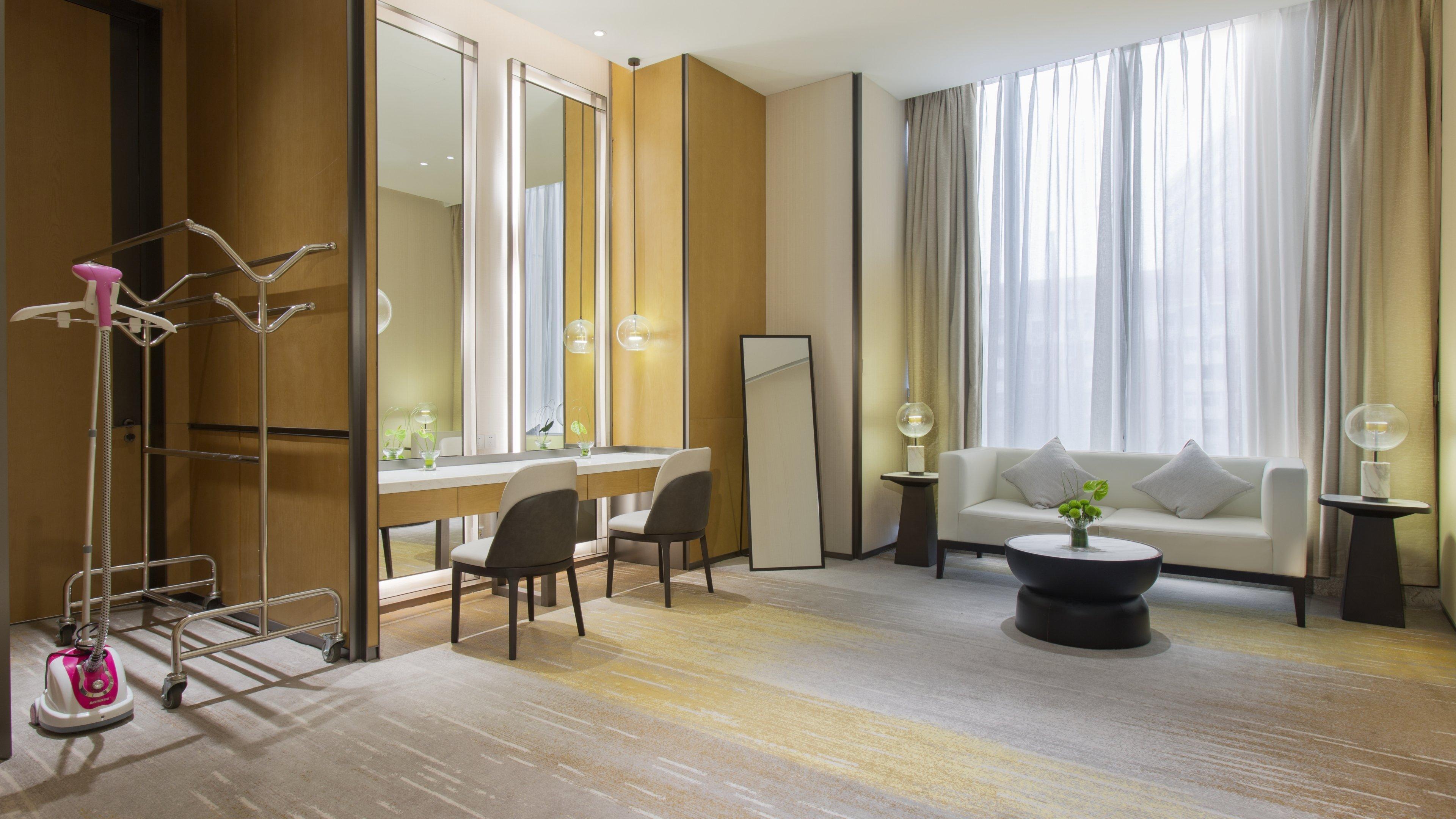 Holiday Inn & Suites Tianjin Downtown By Ihg,Tianjin Drum Tower,Joycity Shopping Mall,Tianjin Ancient Cultural Street,Haihe River,The Porcelain House,Convenient Access To Tianjin Binhai International Airport Екстериор снимка