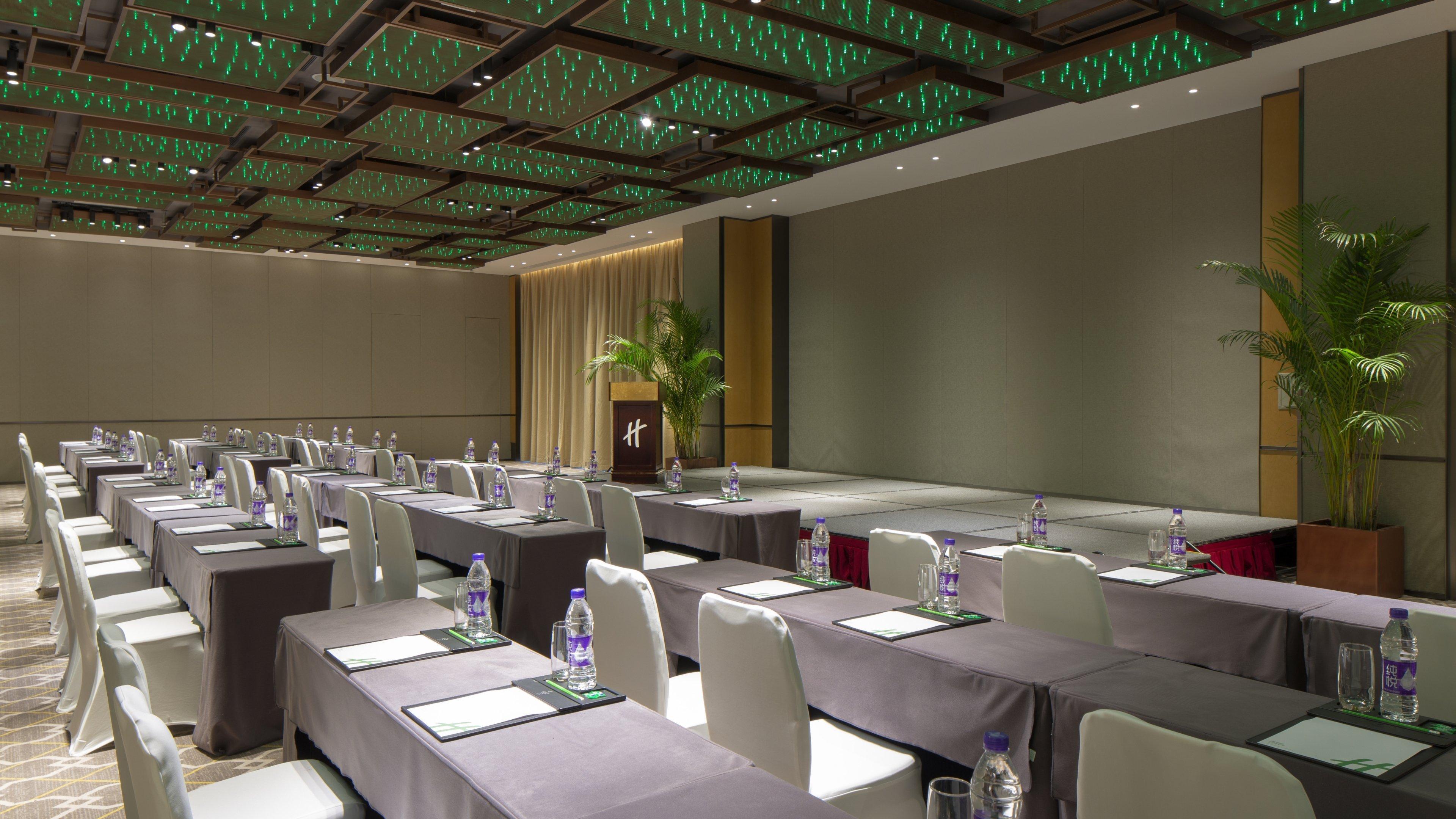 Holiday Inn & Suites Tianjin Downtown By Ihg,Tianjin Drum Tower,Joycity Shopping Mall,Tianjin Ancient Cultural Street,Haihe River,The Porcelain House,Convenient Access To Tianjin Binhai International Airport Екстериор снимка