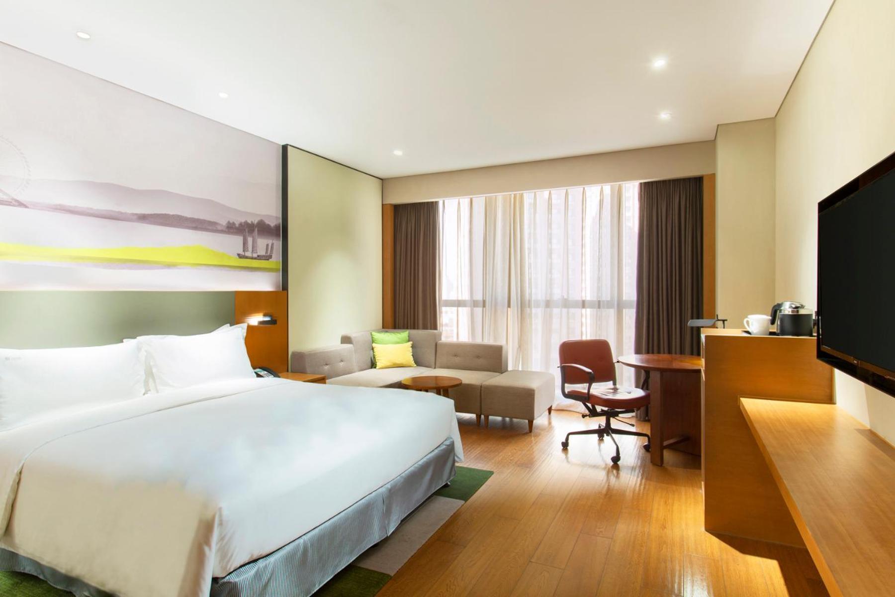 Holiday Inn & Suites Tianjin Downtown By Ihg,Tianjin Drum Tower,Joycity Shopping Mall,Tianjin Ancient Cultural Street,Haihe River,The Porcelain House,Convenient Access To Tianjin Binhai International Airport Екстериор снимка
