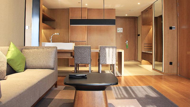 Holiday Inn & Suites Tianjin Downtown By Ihg,Tianjin Drum Tower,Joycity Shopping Mall,Tianjin Ancient Cultural Street,Haihe River,The Porcelain House,Convenient Access To Tianjin Binhai International Airport Екстериор снимка